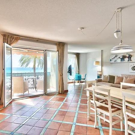 Apartmán Vue 50m De La